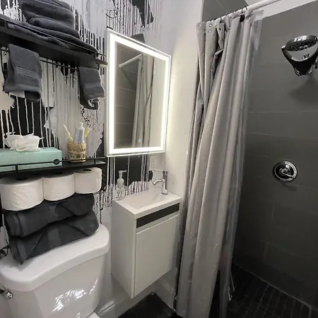 Beautiful Studio Located Near Design District And Wynwood Miami Exterior photo
